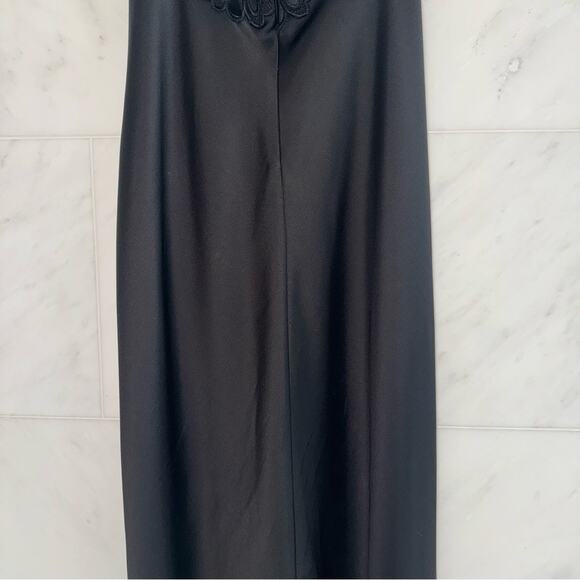 Ramy Brook Mora Floral Lace Bodice Halter Gown Black 2 - Picture 12 of 15